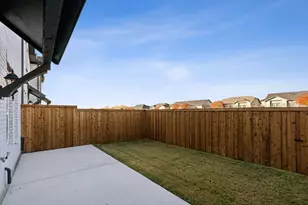 3765 Pierce Ln, Grand Prairie, TX 75052 - Photo 25