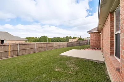 1339 4th Street, Grand Prairie, TX 75051 - Photo 23