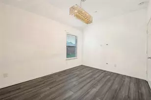 1339 4th St, Grand Prairie, TX 75051 - Photo 17