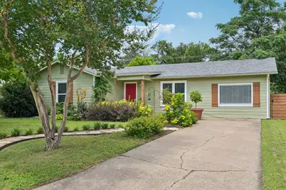 517 Norwood Drive, Hurst, TX 76053 - Photo 3