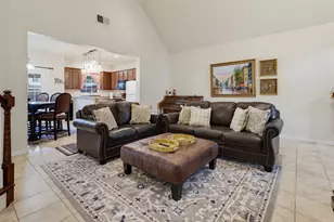 332 Emma Call Ct, Decatur, TX 76234 - Photo 3