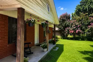 444 W Hobbs St, Boyd, TX 76023 - Photo 1