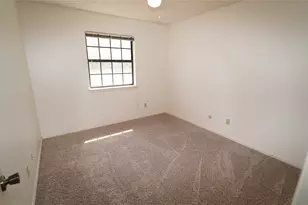 511 W Oak St, Weatherford, TX 76086 - Photo 9