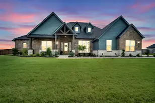 10630 Barleycorn Ln, Venus, TX 76084 - Photo 3