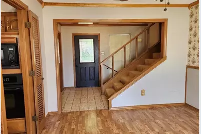 2001 Birchwood Lane, Grand Prairie, TX 75050 - Photo 3