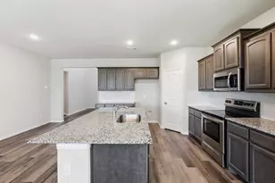 812 Taliaferro Trl, Springtown, TX 76082 - Photo 11