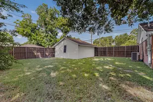 405 Easton Rd, Dallas, TX 75218 - Photo 29