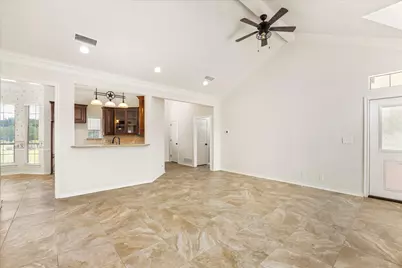 900 Hickey Court, Granbury, TX 76049 - Photo 5