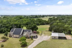 900 Hickey Ct, Granbury, TX 76049 - Photo 31