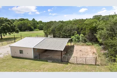 900 Hickey Court, Granbury, TX 76049 - Photo 25