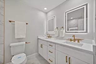 15745 Havenrock Cir, Dallas, TX 75248 - Photo 13