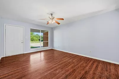 901 Maple Street, Howe, TX 75459 - Photo 5