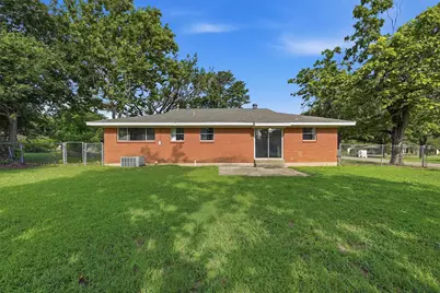 901 Maple Street, Howe, TX 75459 - Photo 25