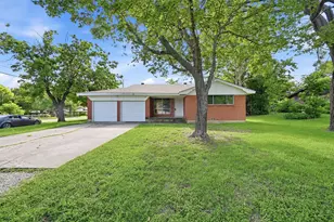 901 Maple St, Howe, TX 75459 - Photo 1