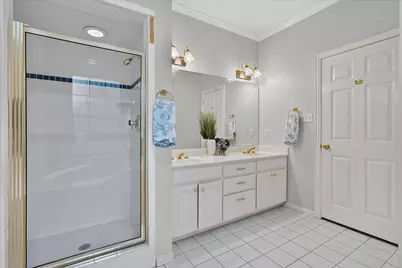 5424 Emerald Park Boulevard, Arlington, TX 76017 - Photo 21