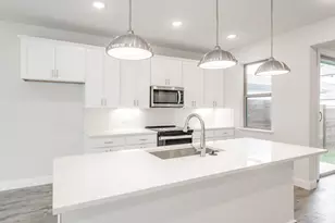 9709 Thorncrown Ln, Fort Worth, TX 76179 - Photo 3