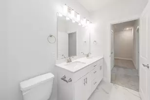 9709 Thorncrown Ln, Fort Worth, TX 76179 - Photo 15