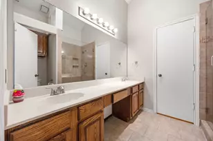 2029 Falcon Ridge Dr, Carrollton, TX 75010 - Photo 21