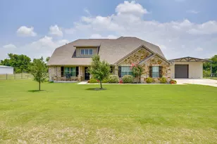 7809 Emersyn Dr, Rio Vista, TX 76093 - Photo 1
