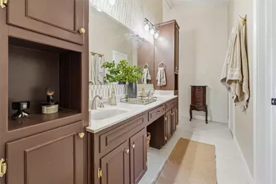1201 Rockmoor Drive, Edgecliff Village, TX 76134 - Photo 19