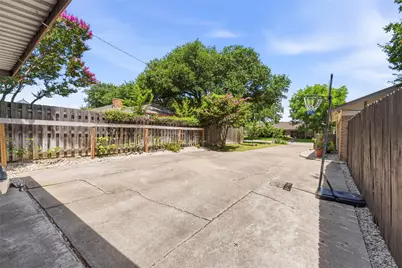1201 Rockmoor Drive, Edgecliff Village, TX 76134 - Photo 3