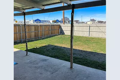 1324 N Creek Drive, Saginaw, TX 76179 - Photo 3