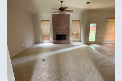 5700 Cherrywood Lane, Arlington, TX 76016 - Photo 3