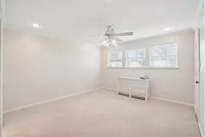 604 S Hampton Road, Oak Leaf, TX 75154 - Photo 11