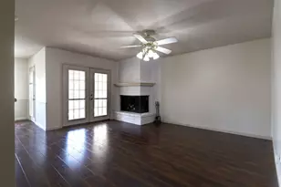 2012 Court Pl, Garland, TX 75041 - Photo 17
