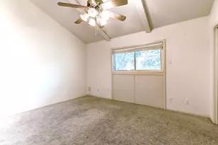 2012 Court Pl, Garland, TX 75041 - Photo 9