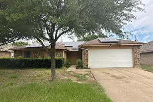 914 Larue Dr, Cedar Hill, TX 75104 - Photo 1