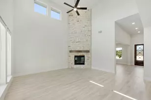 930 Cardinal Dr, Midlothian, TX 76065 - Photo 11