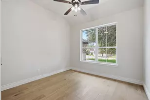 9814 Bringier Ct, Granbury, TX 76049 - Photo 35