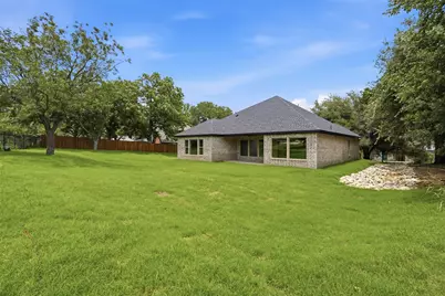 9814 Bringier Court, Granbury, TX 76049 - Photo 37