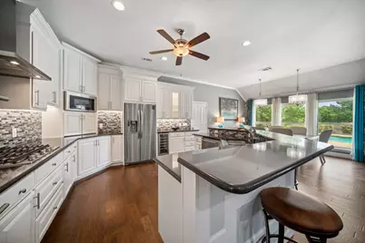 6400 Oak Hollow Drive, Burleson, TX 76028 - Photo 15