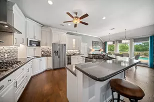 6400 Oak Hollow Dr, Burleson, TX 76028 - Photo 15