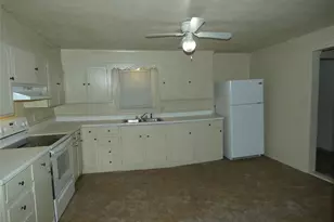 209 Hunt St, Clyde, TX 79510 - Photo 7