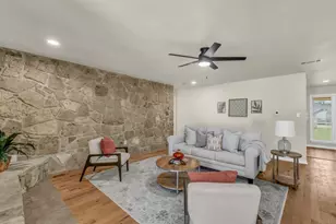 3905 Mountain Vista Dr, Granbury, TX 76048 - Photo 11