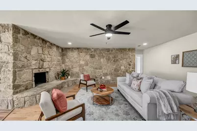 3905 Mountain Vista Drive, Granbury, TX 76048 - Photo 11