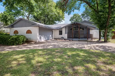 912 Glen Oaks Boulevard, Dallas, TX 75232 - Photo 1