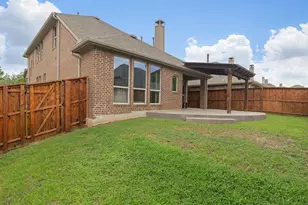 800 Kirby Dr, Lantana, TX 76226 - Photo 5