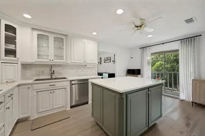 909 Edgecliff Drive, Bedford, TX 76022 - Photo 9