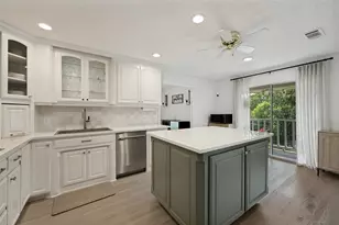 909 Edgecliff Dr, Bedford, TX 76022 - Photo 9