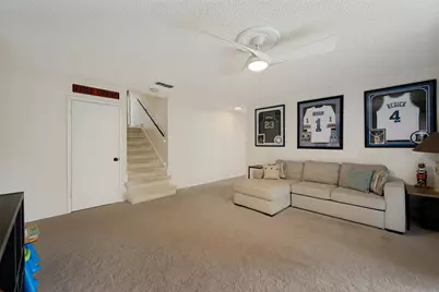 909 Edgecliff Drive, Bedford, TX 76022 - Photo 13