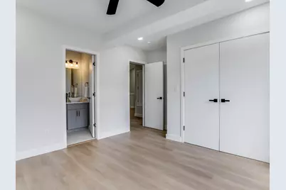 816 Premier Parkway, Grand Prairie, TX 75051 - Photo 23