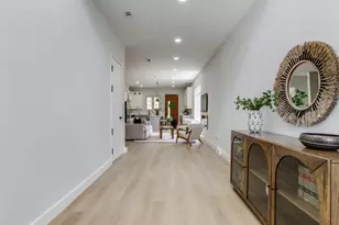 816 Premier Pkwy, Grand Prairie, TX 75051 - Photo 5