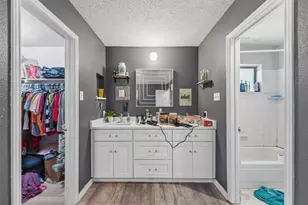106 E Schreiber St, Garland, TX 75040 - Photo 13