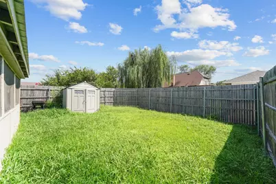 106 E Schreiber Street, Garland, TX 75040 - Photo 23