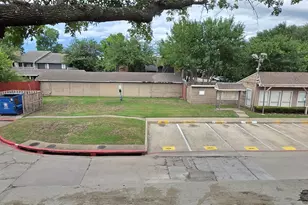 9805 Walnut St, Dallas, TX 75243 - Photo 25