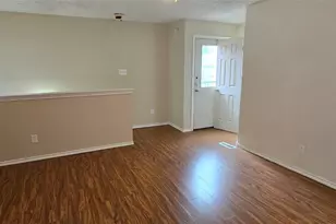 9805 Walnut St, Dallas, TX 75243 - Photo 19